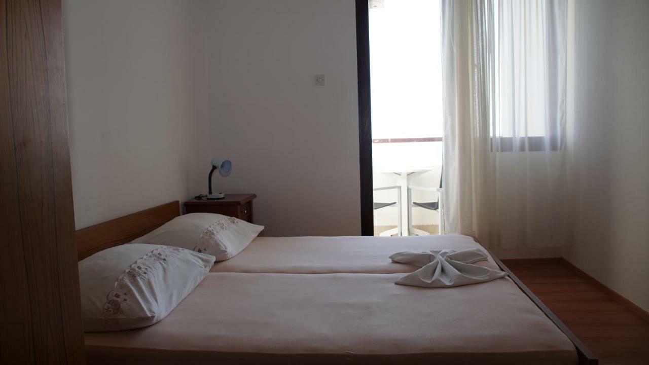 Apartmani Sipic , Bilo - プリモシュテン エクステリア 写真