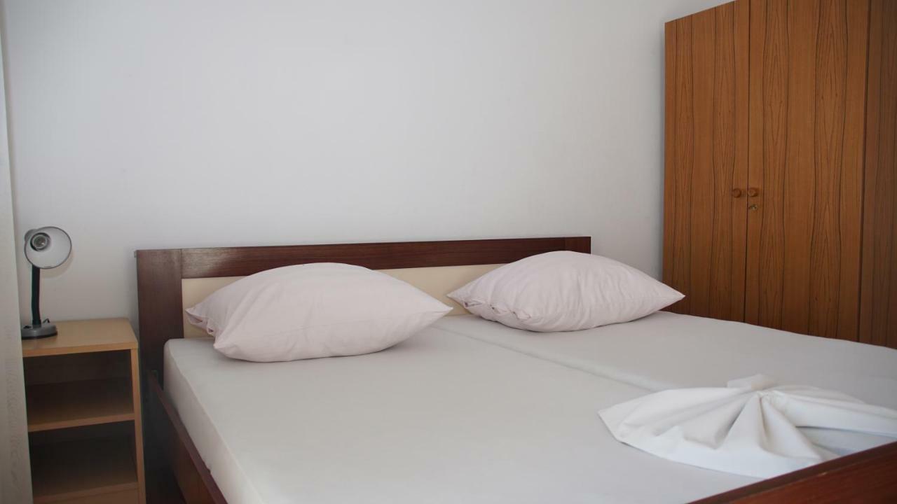 Apartmani Sipic , Bilo - プリモシュテン エクステリア 写真