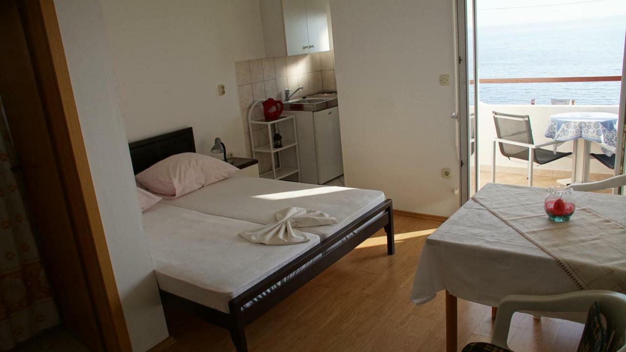 Apartmani Sipic , Bilo - プリモシュテン エクステリア 写真