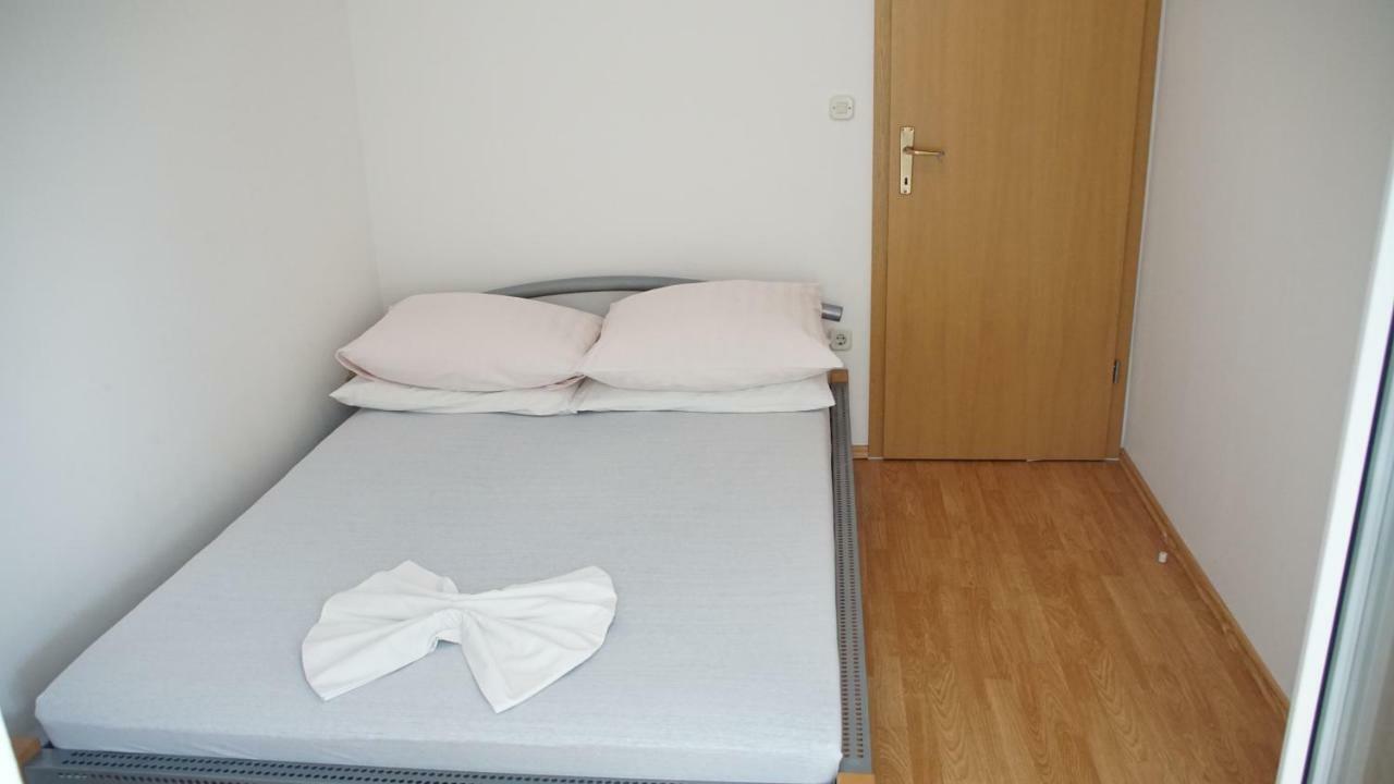 Apartmani Sipic , Bilo - プリモシュテン エクステリア 写真