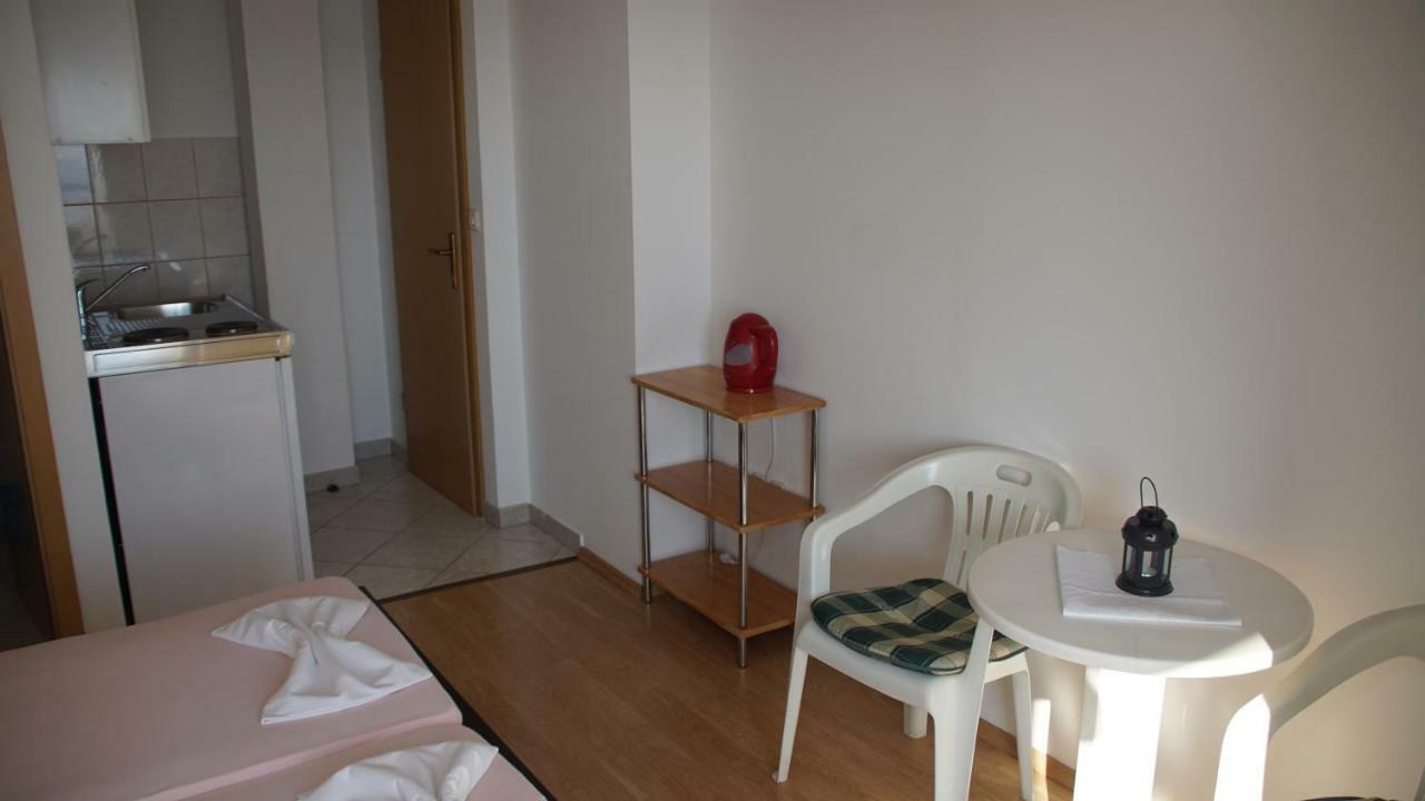Apartmani Sipic , Bilo - プリモシュテン エクステリア 写真